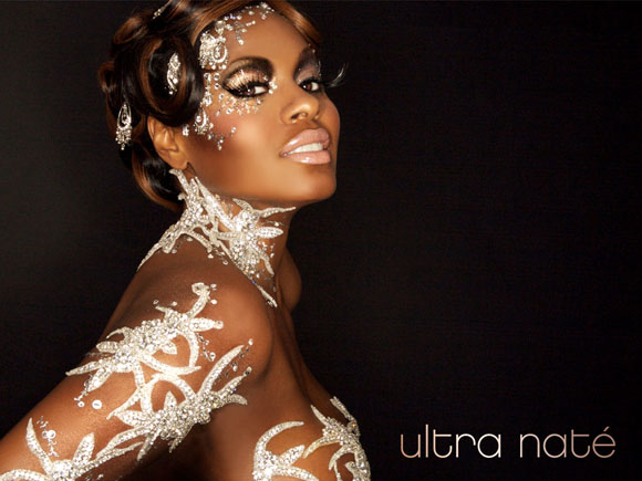 La cantante Ultra Naté, icono de la música disco, protagonista musical de la gala Drag Queen del Carnaval del Cómic