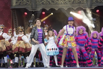 Carnaval abre a los niños el trono infantil de la fiesta