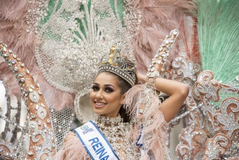 La Gala de la Reina bate récord de participación con dieciséis aspirantes al trono de “Una noche en Río” 