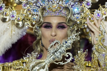 «Los Carnavales del Mundo» coronan a su reina: Katia Gutiérrez Thime